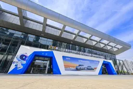 2025第二十三届华中国际车展5月15日盛大开幕图片