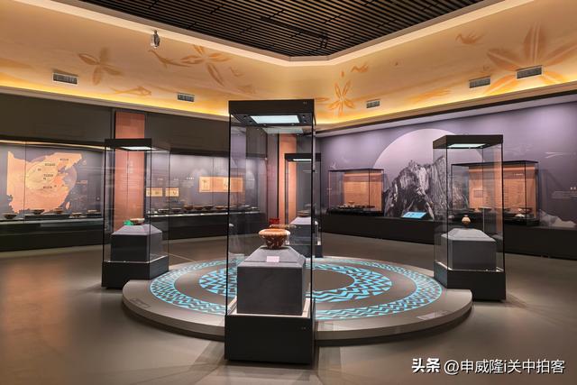 华山玫瑰：渭河流域史前彩陶文化展