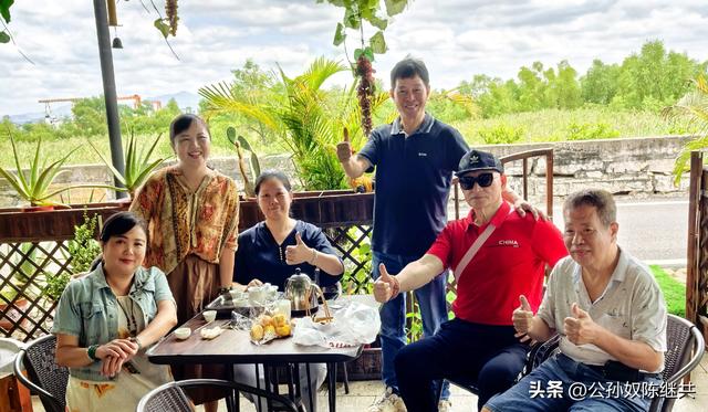 月港古街堤畔，听涛轩用餐：八方食客皆欣赏，小楼小院快乐悠长…