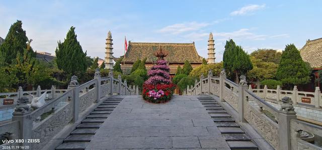 寻僧不见僧：大相国寺的禅意与尘嚣