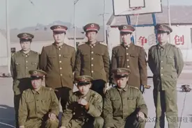团司令部（二十七）直属连的战友们图片