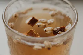 一碗焦米茶 胜过十副药？老中医的养胃秘方大公开图片