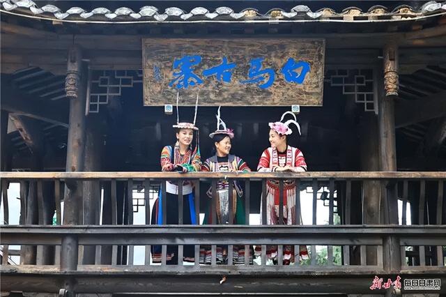 陇南文县：白马河畔冬色暖 铁楼寨中画卷新