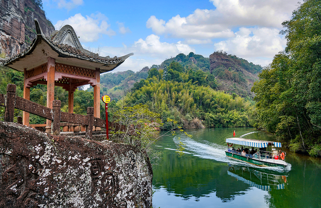 别卷作业了，卷卷大自然！韶关秋日研学，让娃成为朋友圈最酷的崽