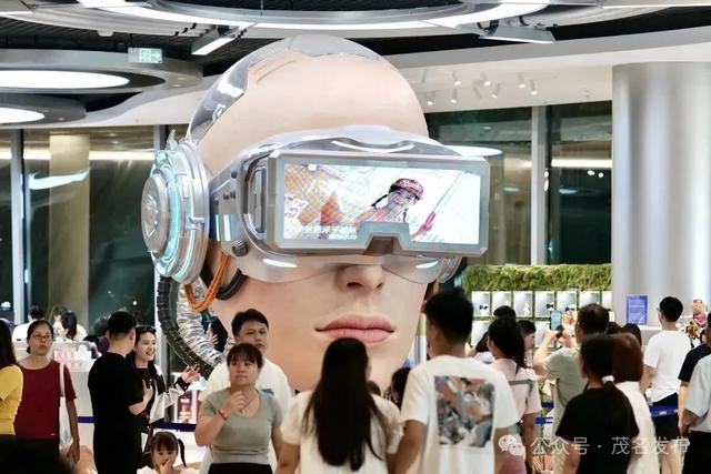 茂名新观察⑧ | 柏桥服务区为何这么“火”