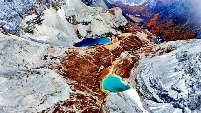 直接封神！你永远可以相信稻城亚丁的秋天