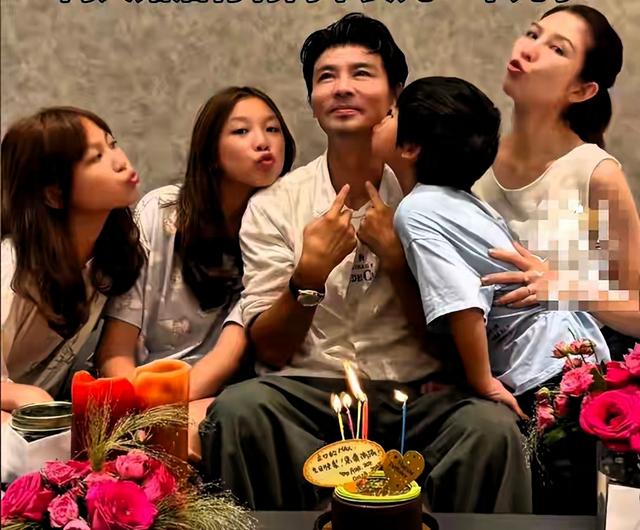 52岁蔡少芬现状让人心酸	，脸垮不平，又瘦又老，一代女神也落寞了