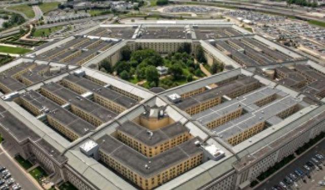 被中国制裁后，24小时内	，白宫火速回应，四个字道破特朗普心思