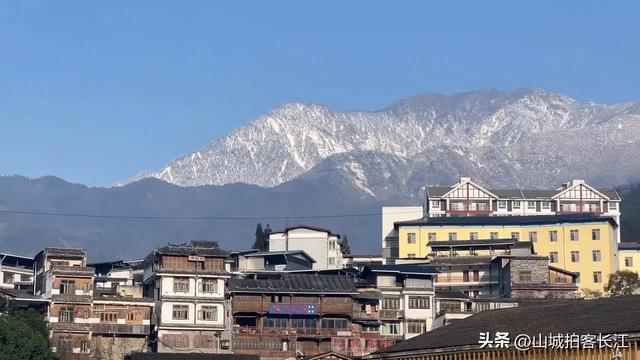 四川汶川心生向往的大镇,场镇规模超部分县城,拥有一所二本大学