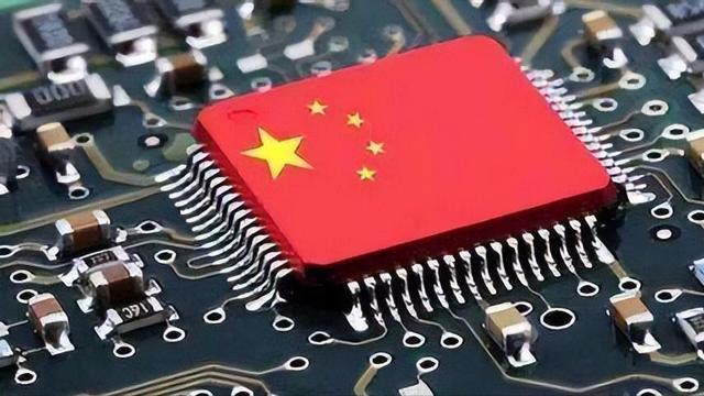美军上将问：美国如何才能打败中国，马斯克的回答让全场鸦雀无声
