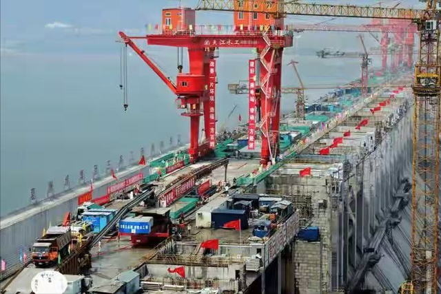 三峡大坝“账本”曝光！投资2500亿，运行20余年，如今回本多少？