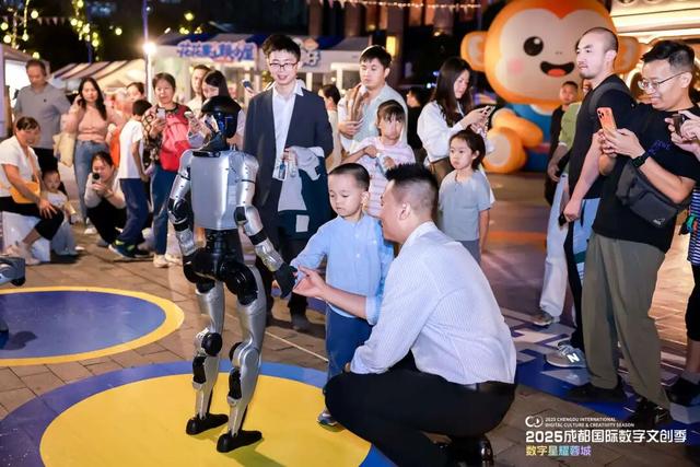 2862.3万人次，人均旅游消费增长7.7%！成都国庆大假交出亮眼成绩单