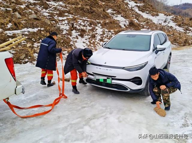 风霜雪雨搏激流——记五台山风景区应急救援队