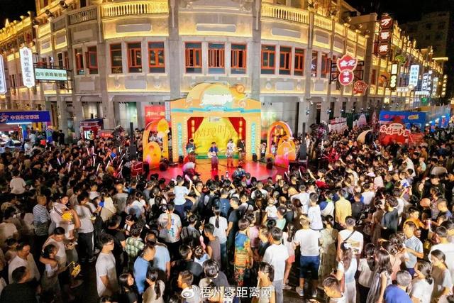文旅盛宴点亮梧州“双节”假期，夜间经济掀起消费热潮