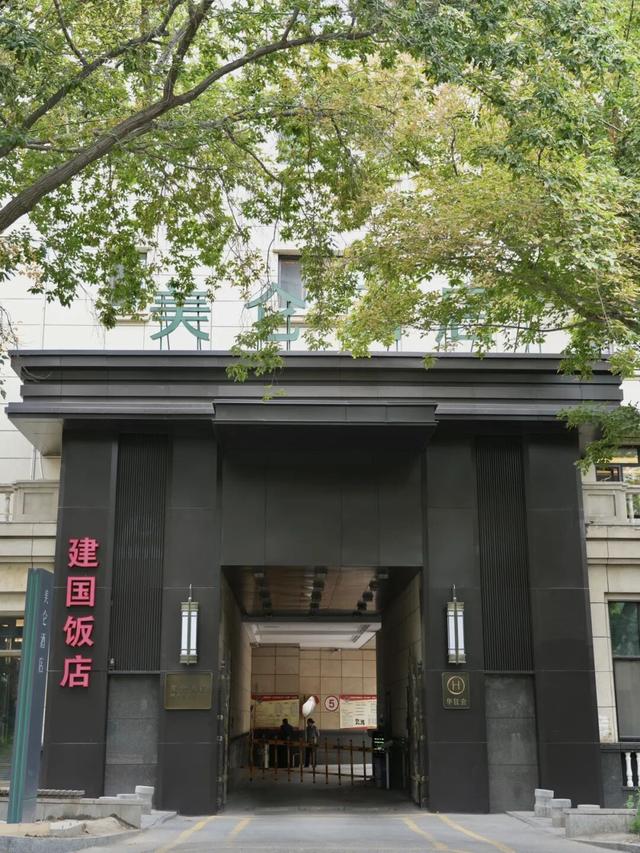 乘着“东风”，扎进乌鲁木齐的漂亮街