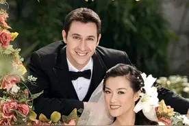 东北女子在温哥华当清洁工，被当地飞行员倒追，定居16年全家移民图片