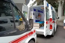 最新后续：女学生中毒，称“同学拒绝男医生救援”，学校通报来了图片