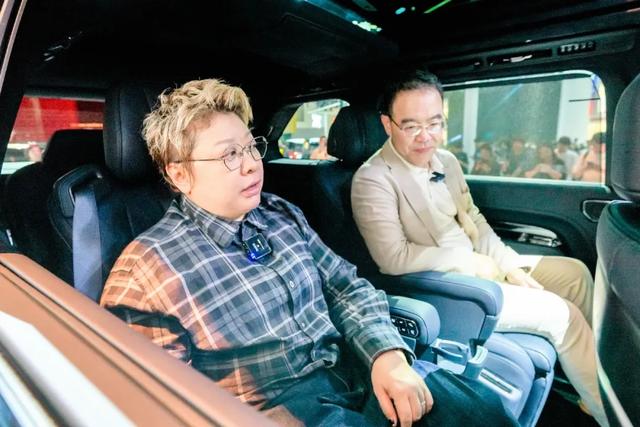 1800亿市值吉利猛攻豪车