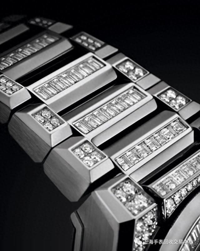 ���ը�ⷽ�����Բ��չ�ָ߼��ݻ��˶������ ��ֱ�����