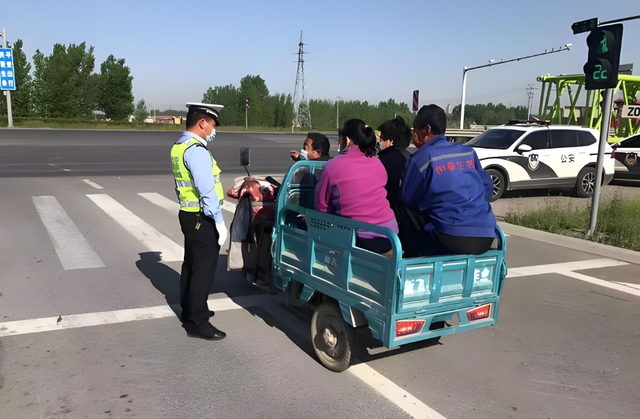 三、四轮车上路政策越来越亲民！满足5点即可上路	，不罚、不扣！