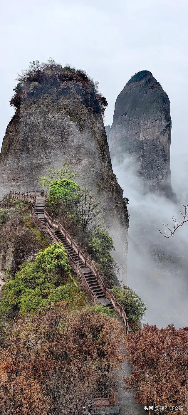亿万年雕琢的红色奇观，中国八大世界遗产丹霞地貌，应该怎么游？
