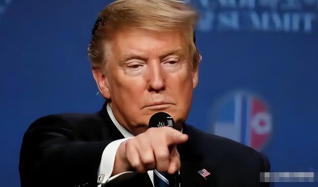 俄乌终极博弈：俄军强攻哈尔科夫，泽连斯基向30个国家求助