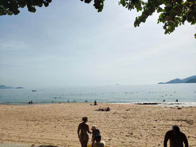 越南芽庄号称越南最美海岸线，著名度假胜地，性价比超过海南三亚