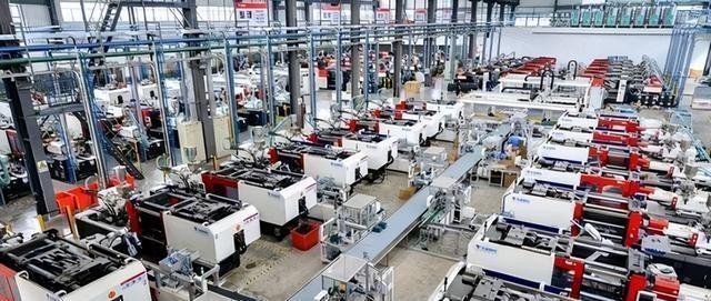 日本撑不住了！越南撑不住啦！韩国也撑不住啦，走近美国被敲警钟