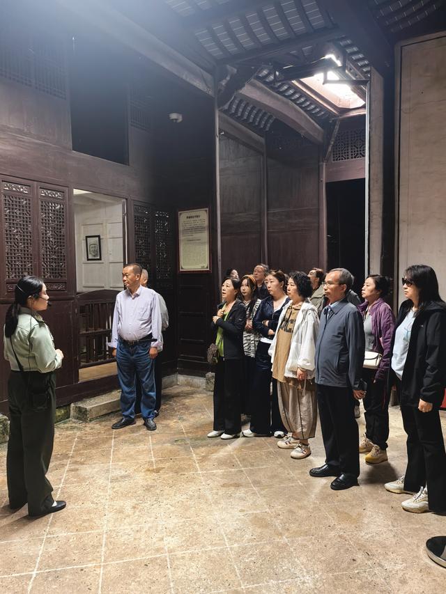 江苏省智能助老装备研究会精心组织康养交流徽州行系列活动