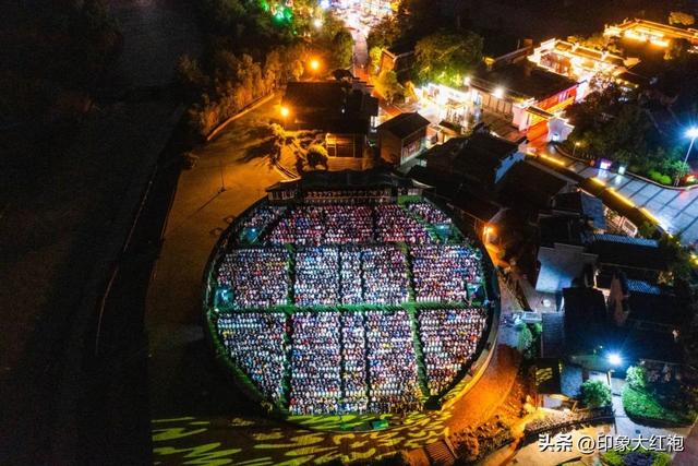 张艺谋在武夷山种了棵“浪漫树”——印象大红袍的浪漫永不打烊！