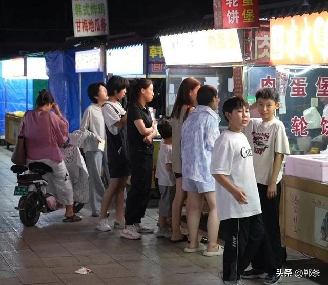 越夜越美丽！磁县藏着最旺的烟火气