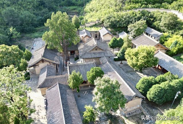 晋东南藏六朝木构，浊漳河谷40公里，古建迷必冲朝圣路