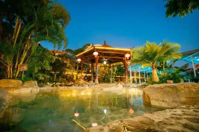 云南神村！温泉入户，村民躺赚百万！