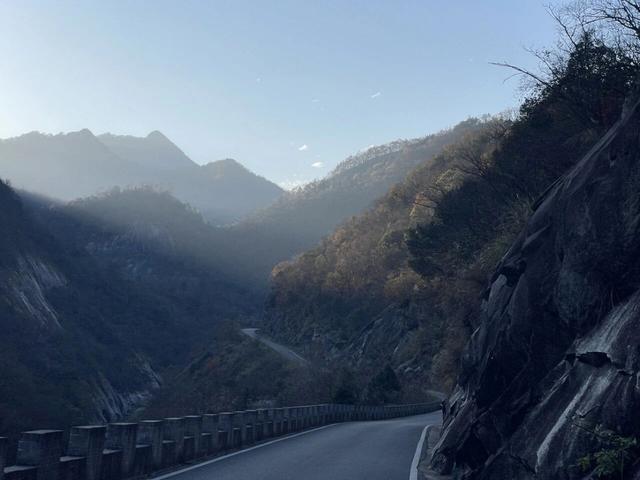 山地车越野正宗马丁公路（越野线）骑游马鬃岭东线攻略