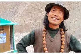 浙江男子，穷游35年徒步走出30万公里，刚到黑河人就没了，值得吗图片