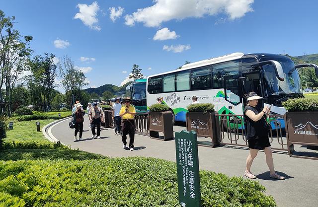 兴义：体育赛事带动旅游发展燃动“经济热”