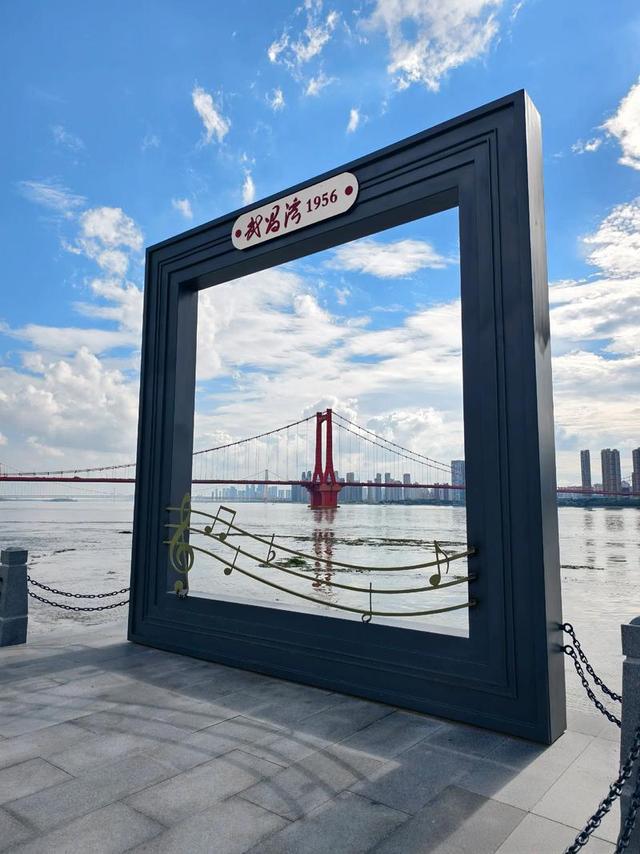 老居民来说武昌湾，为何一建成就成网红景点？原来有如此多的故事