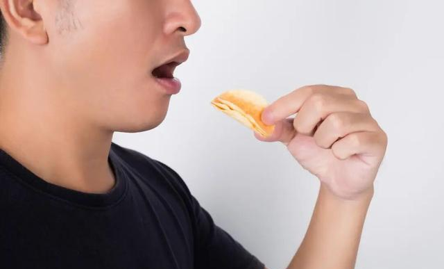 你以为身体是在燃脂，其实是已经过度运动的 5 种表现！