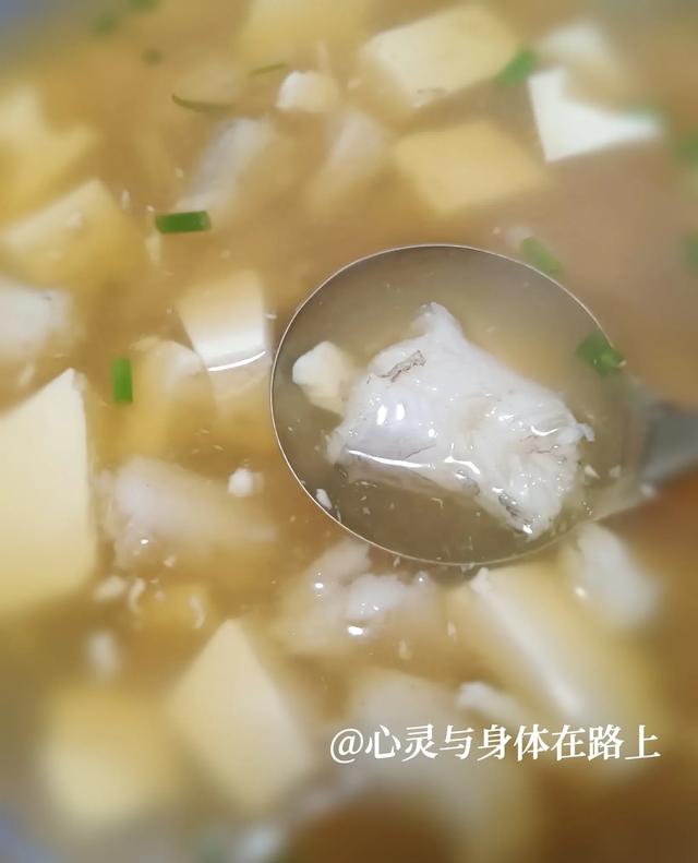 今日舟山行三件事：看房子、吃海鲜、探最美环海公路螺塘线。