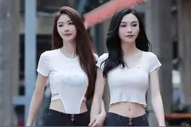 武汉两小姐姐：颜值与身材的完美结合，引发网友疯狂热议图片