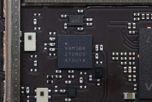 高达1999元售价是怎样的用料做过水准？中兴U60 Pro 5G随身WiFi拆解