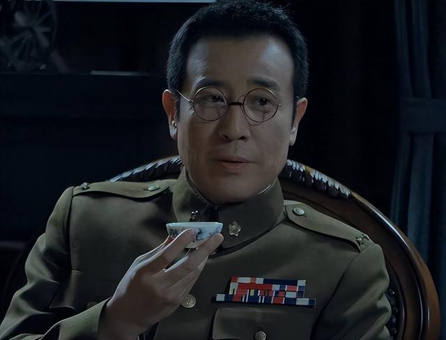 不到24小时，央视2次点名于和伟，释放3大信号，内娱的风向变了