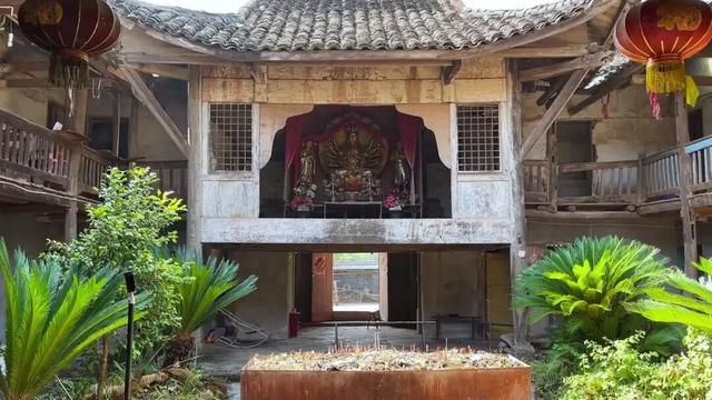 重庆涪陵最原生态的清代寺庙，曾作为学校，不知如今为何空无一人