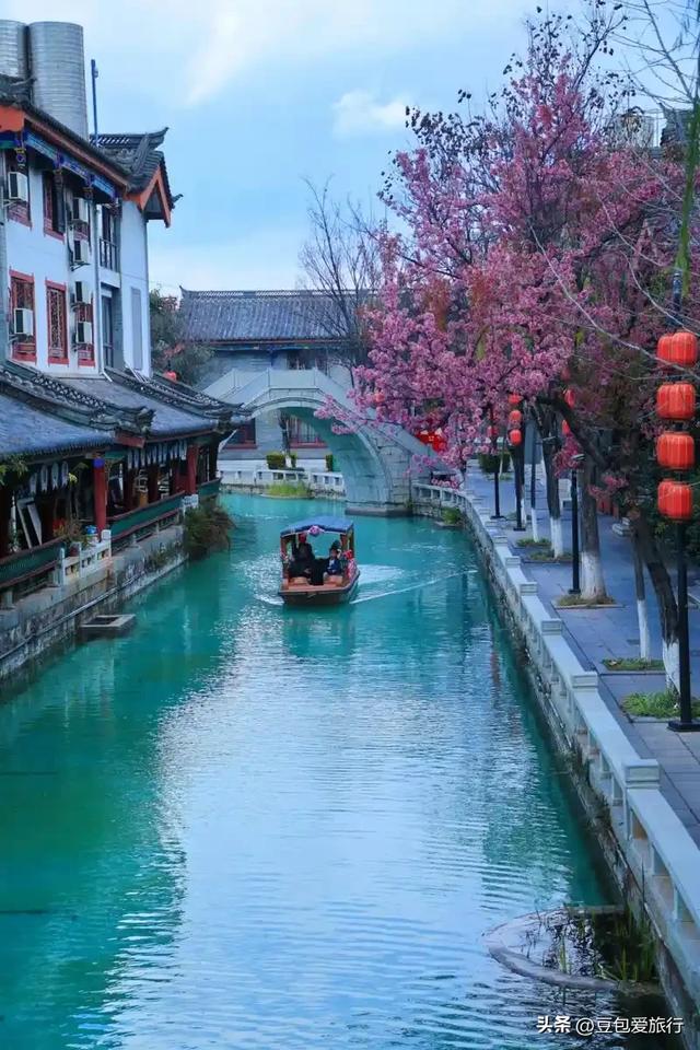 探秘楚雄——穿越亿万年时光之旅
