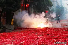 2025年贴春联：2个最佳时间，3个禁忌 ，老祖宗留下来的忠告不能忘图片