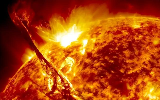 创世界记录！中国“人造太阳”取得重大突破，无限能源或成现实