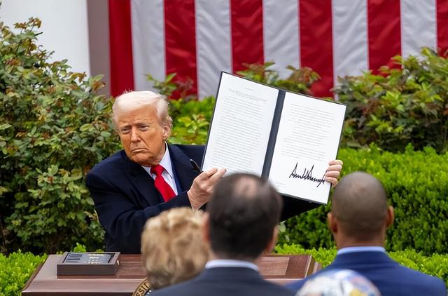 以军空袭加沙上百人死伤，停火协议成废纸，加沙何时能换来和平？