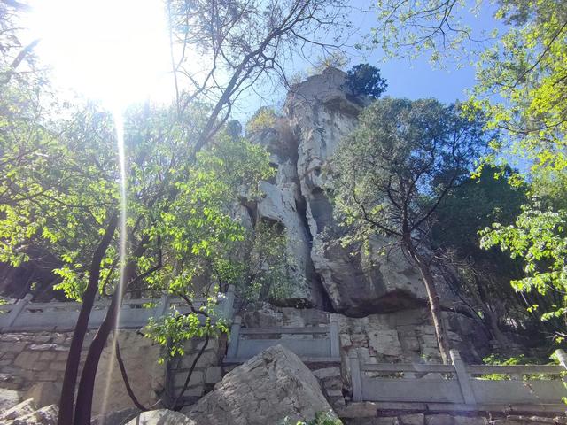 济南彩石蟠龙山森林公园，要休闲要清净要空气清新要清凉。不要钱