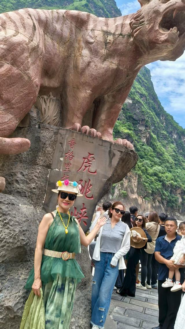名城诵读百姓讲堂走进虎跳峡 沉浸式感悟长江精神