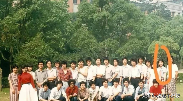 宗庆后“二夫人”曝光，肤白貌美能力出众，难怪私生子敢争150亿